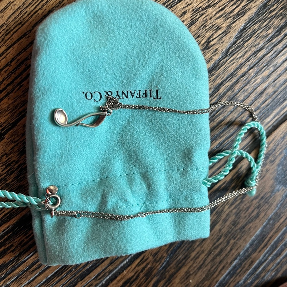 Tiffany & Co. Silver Necklace Paloma Picasso Musical note with Tiffany Pouch